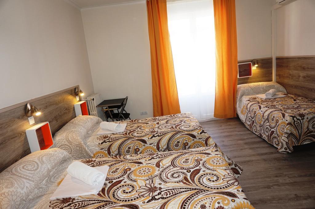 Muchomadrid Hostel Cameră foto